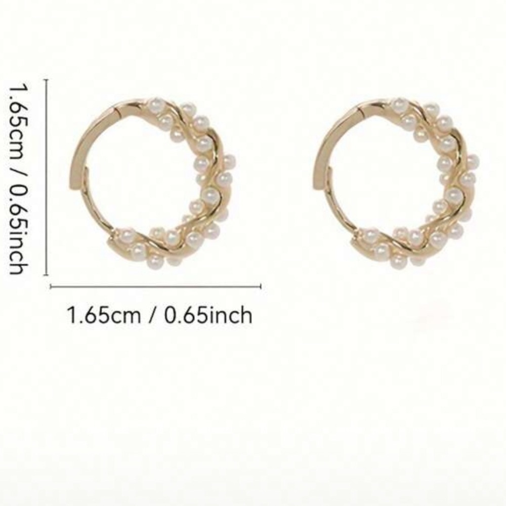 Elegant Gold Plated Hoop Earrings with Pearl Inlays - Picture 7 of 9